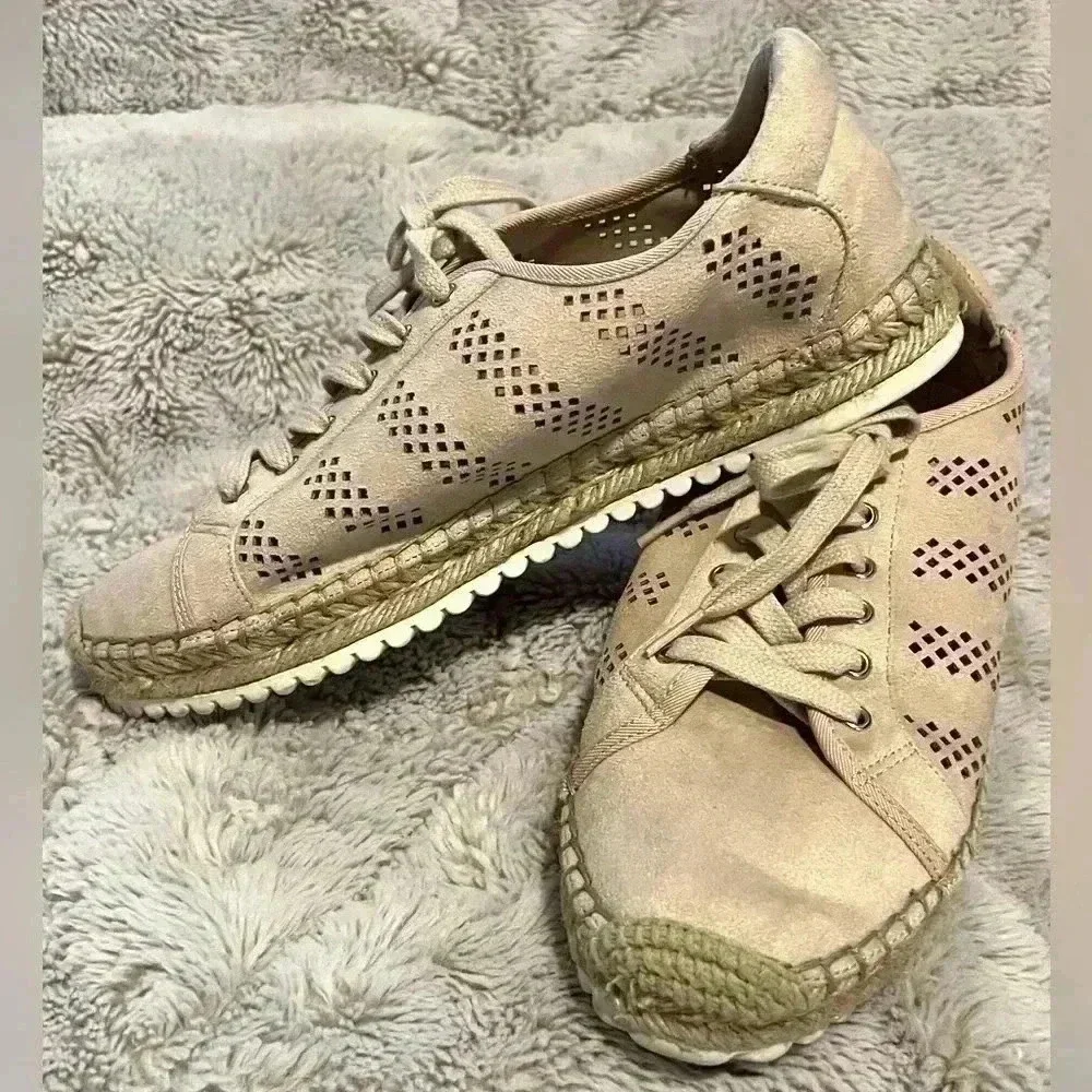 Marc Fisher Baila light pink espadrille sneakers size 7.5 comfort summer shoe
